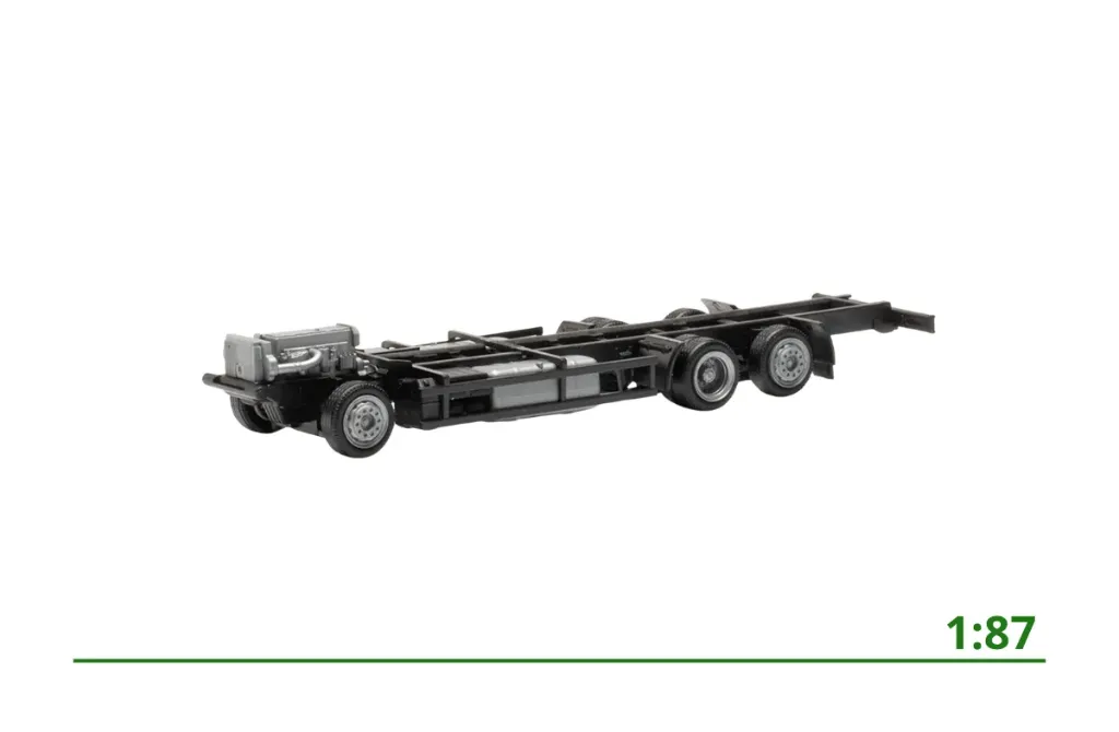 [085588] Mercedes-Benz chassis 7,82m (2x) 1:87
